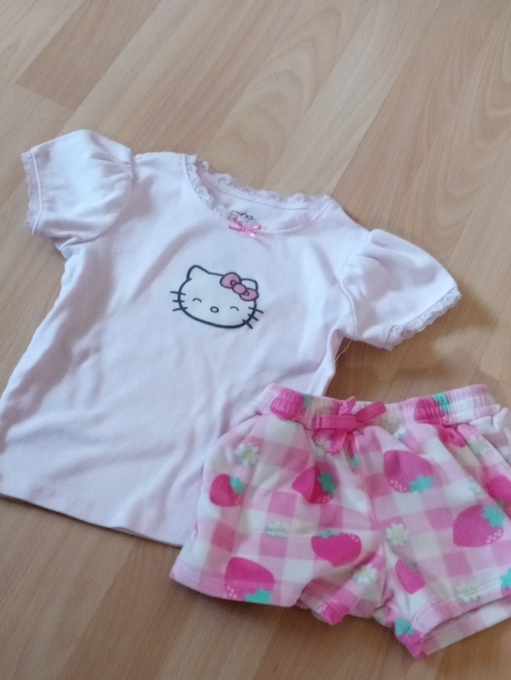 $6>>>Hello Kitty Light Pink Short Sleeve Top and Strawberry Gingham Shorts